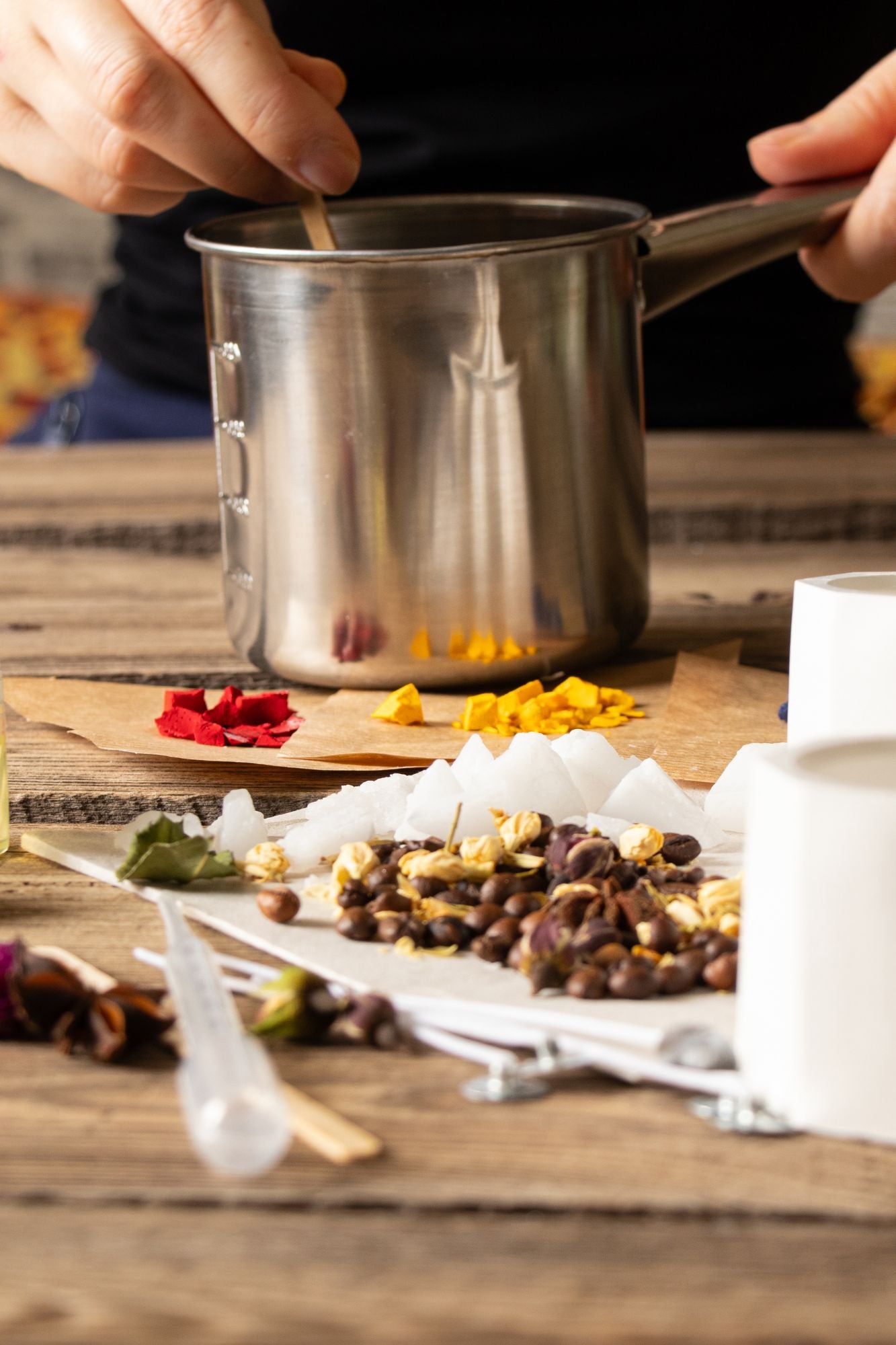 Illatos szójaviasz gyertyakészítő workshop 2026. Január 18. 17:00/ CANDLEMAKING WORKSHOP 18. JANUARY 2026 17.00